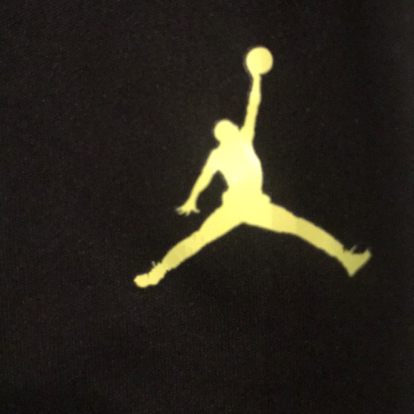 XL black boys Jorden dri fit shorts - Picture 2 of 7